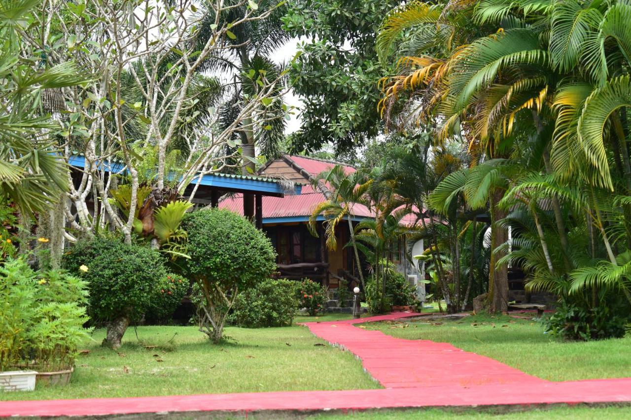 Markhouse Bungalow Ko Kut Экстерьер фото
