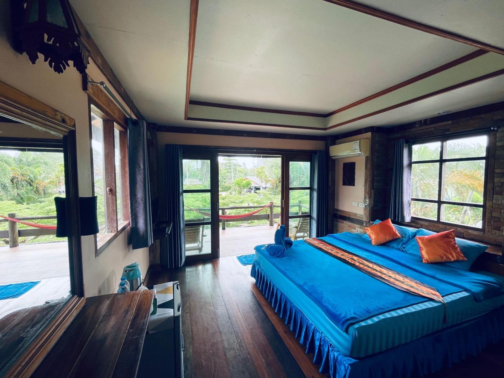 Markhouse Bungalow Ko Kut Экстерьер фото