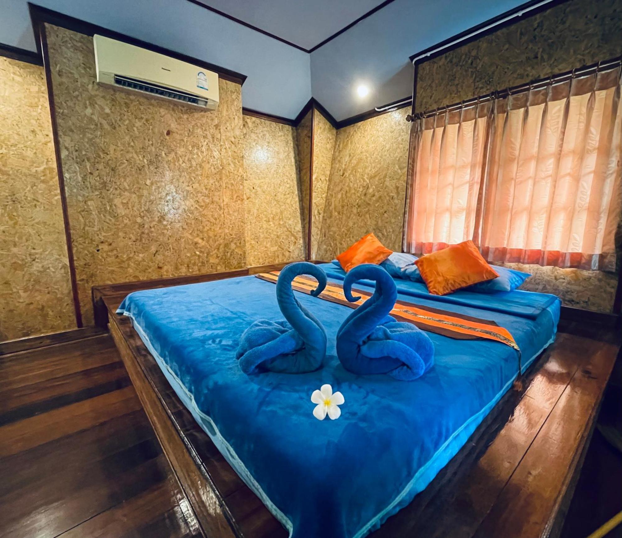 Markhouse Bungalow Ko Kut Экстерьер фото