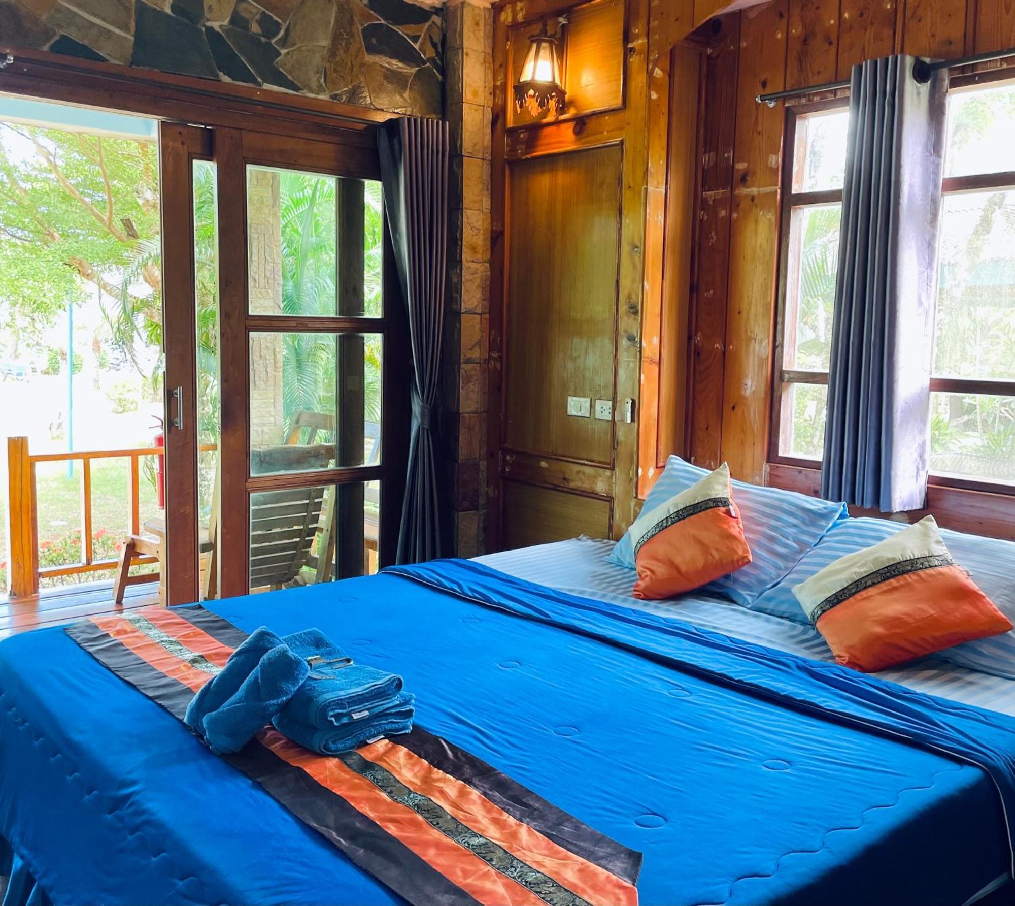 Markhouse Bungalow Ko Kut Экстерьер фото