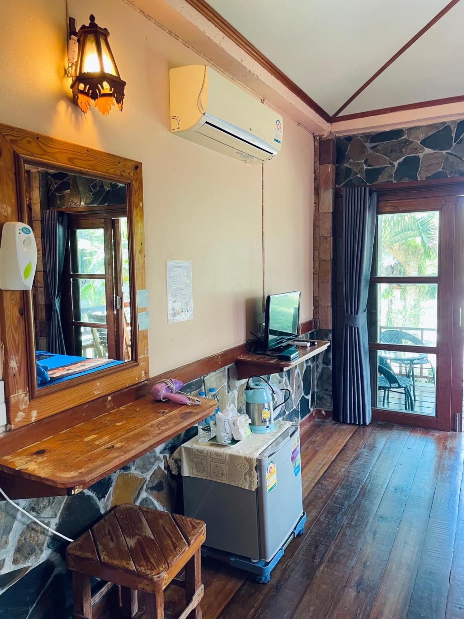 Markhouse Bungalow Ko Kut Экстерьер фото